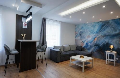 Esztergom Apartment | Szent István koronája