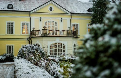 Rojtokmuzsaj Hotel | Szidónia Castle