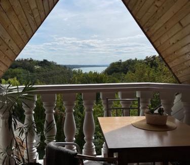 Balatonakarattya House | Szilvia Ház Balatonakarattya