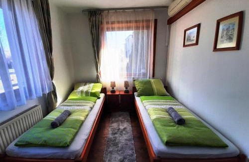 Gyor Bed & Breakfast | Szt Kristóf Bed and Breakfast