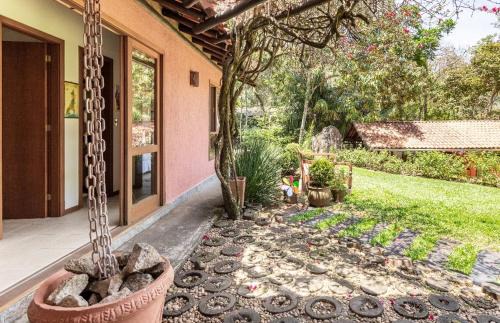 Araras House | Tékinfin, você chegou! Lindo sítio em Secretário!
