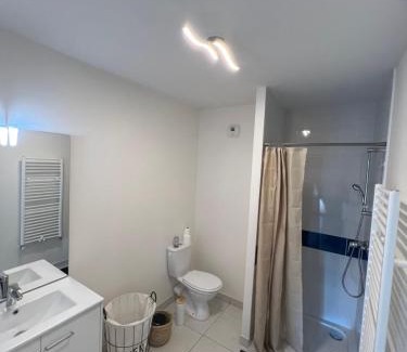 La Madeleine Apartment | Télétravail pro - Calme, grand espace, plein centre