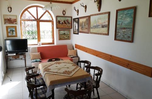 Hodmezovasarhely Apartment | Tóbiás Tanya Vendégház