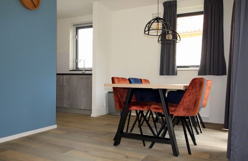 Ewijk House | ' t Broeckhuys Lakeview VIP Bungalow 6p Nr 11