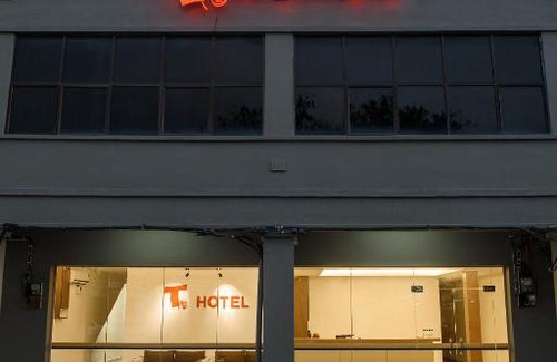 Taman Anggerik Hotel | T Hotel Anggerik