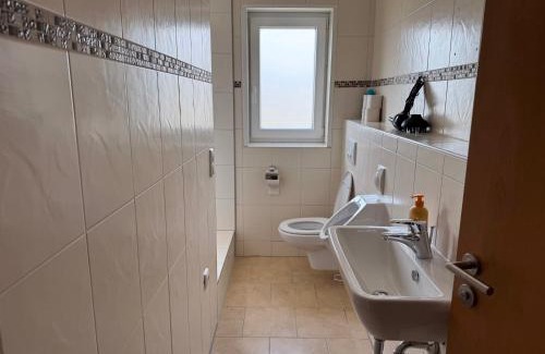Wegberg Apartment | T&K Apartments - Wegberg - 4-7 room Apartments - private parking - WIFI - Fully equipped kitchen