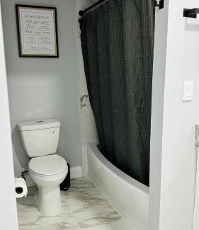 Lawrenceville Apartment | T&K modern spot 151
