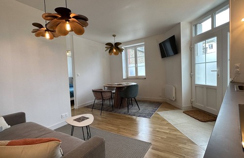Dinard Apartment | T1 - Appartement au Coeur de Dinard - À Deux pas du Marché