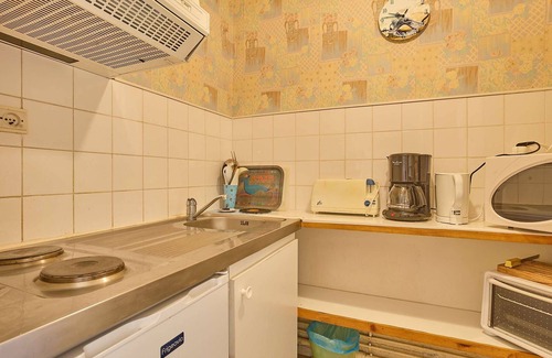 Barbotan-les-Thermes Apartment | T1 bis Apartment for 2 in Barbotan - Peaceful Residence