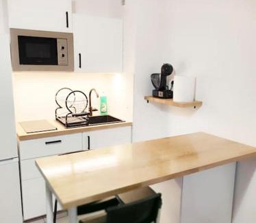 Costieres Apartment | T1 rénové à Nîmes
