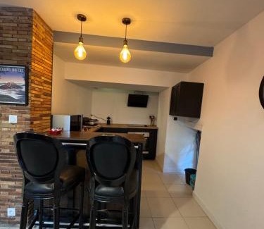 Cordes-sur-Ciel Apartment | T2 élégant au cœur de Cordes