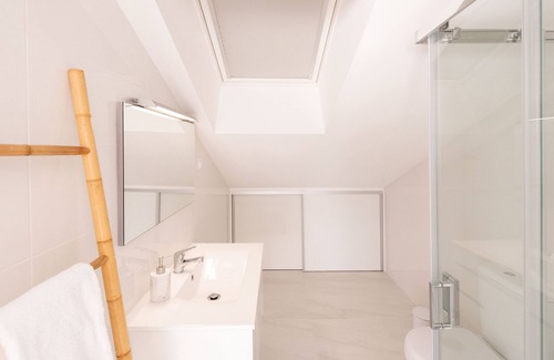 Santa Comba Apartment | T2+1 Villa Minho View