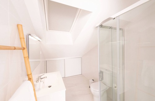 Santa Comba Apartment | T2+1 Villa Minho View