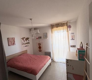 Juvignac Apartment | T2 Air conditioning Terrace & Parking near Montpellier
