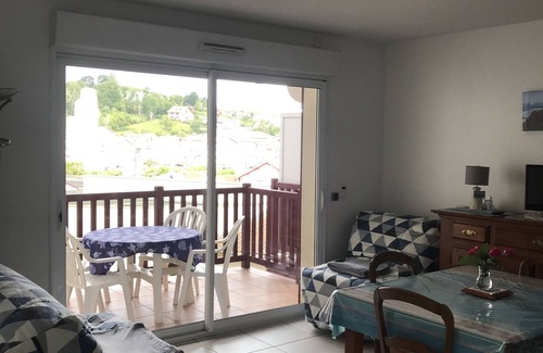 Ciboure Apartment | T2 apartment facing port