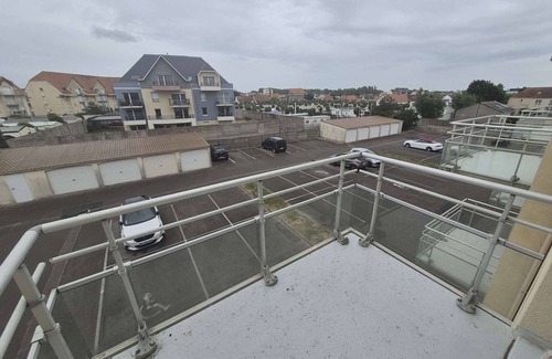 Berck-sur-Mer Apartment | T2 Apartment with Balcony and Garage - Berck-Plage