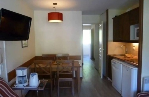 Ax-les-Thermes Apartment | T2 at Ax Les Thermes next to the cable car