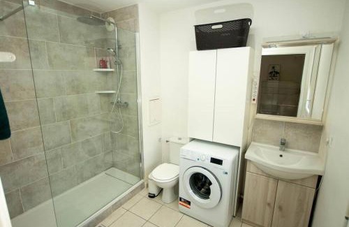 Buchelay Apartment | T2 au calme proche gare, parking privé
