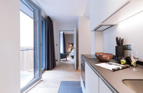 Hotel de Ville - Quinconces Bed & Breakfast | T2 bis luxe hyper centre piscine