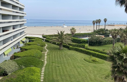 La Cote Radieuse Apartment | T2 CABIN with terrace and exceptional sea view