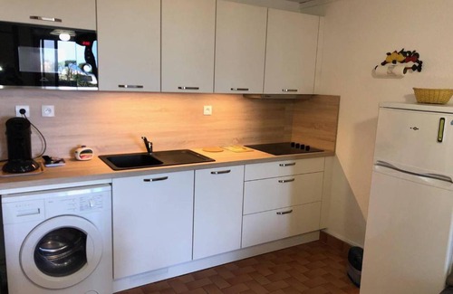 Le Barcares Apartment | T2 Cabine 4 pers, Terrasse, Parking, Plage à 50m - FR-1-81-529