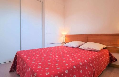 Saint-Etienne-en-Devoluy Apartment | T2 Cabine 6 pers avec Balcon, Parking et Casier à Ski, Près des Pistes - FR-1-525-193