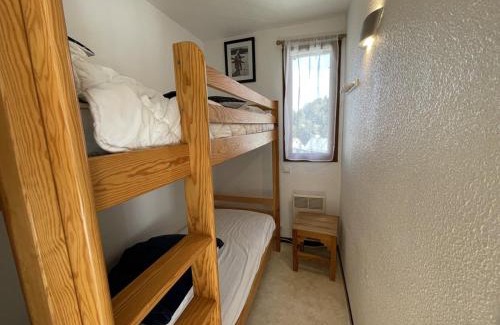Laveissiere Apartment | T2 cabine fonctionnel près des pistes, idéal 4-6 pers - FR-1-787-101