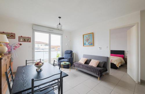 Quint-Fonsegrives Apartment | T2 Calme & Charmant proche de Toulouse - A 2min du Campus TBS