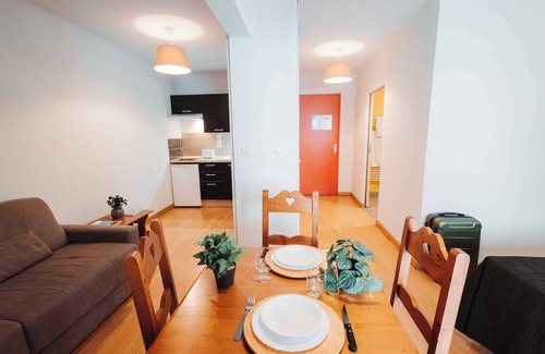 Ax-les-Thermes Condo | T2 climatisé | À proximité du centre | Piscine