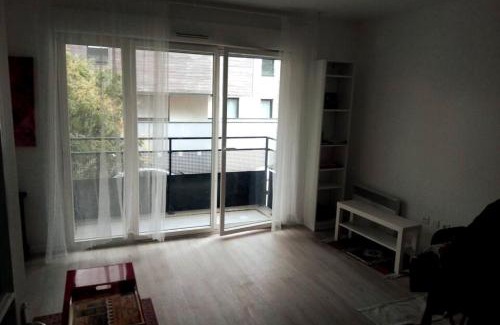Thouare-sur-Loire Apartment | T2 idéal étudiant + pro + parking protégé sous-sol