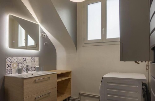 Fleury-les-Aubrais Apartment | T2 Le Lazare, Parking + extérieur
