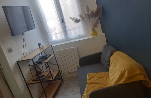 Chartres Apartment | T2 Proche Gare Avec Wifi