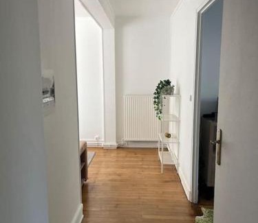 Charleville-Mezieres Apartment | T2 - Quartier Mézières - 1 chambre -1 terrasse