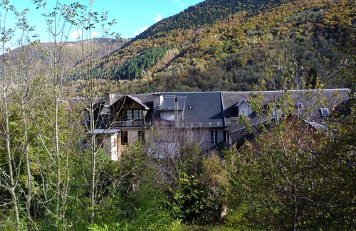Bagneres-de-Luchon Apartment | T2 south facing, parking, cellar, balcony, mountain view