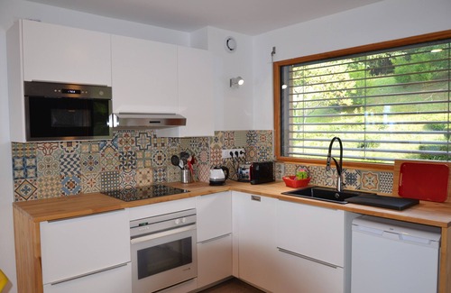 Evian-les-Bains Apartment | ⭐️⭐️⭐️ T3 apartment - superb lake view, close to the center, thermal baths, pier