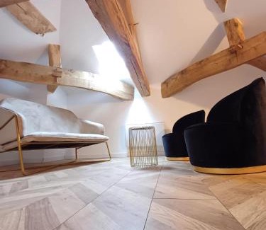 Foulayronnes Apartment | T3 B, Le caoulet, 2 chambres, 3pers, wifi, parking