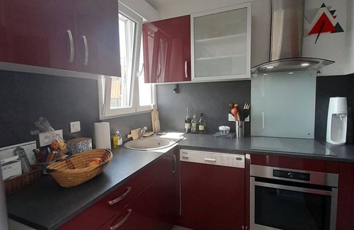 Chateauroux Apartment | T3 city centre- elevator- parking- panoramic view