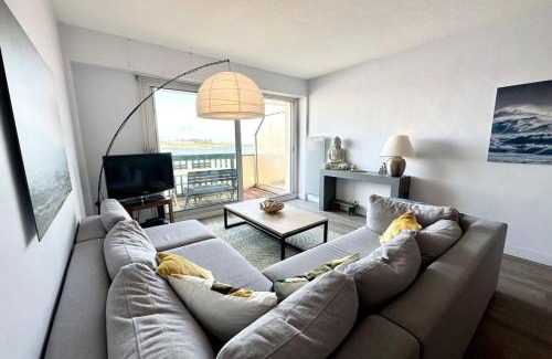 Kerroch Apartment | T3 Duplex Vue mer 180 sur le port de Lomener