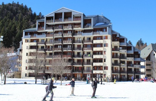 Laveissiere Apartment | T3 Duplex with balcony in Le Lioran center, near slopes