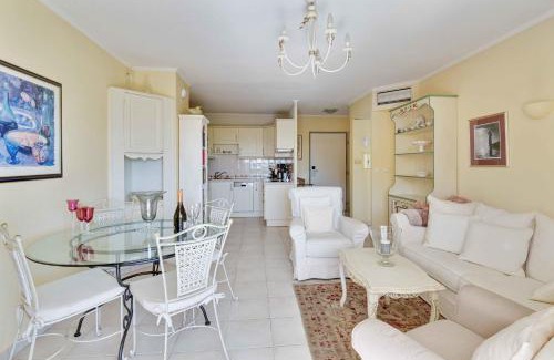 La Napoule Apartment | T3 in Mandelieu with Terrace AC Parking Swimming Pool Tennis - BENAKEY