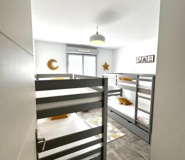 Puget-sur-Argens Apartment | T3 lumineux avec terrasse, parking et piscine