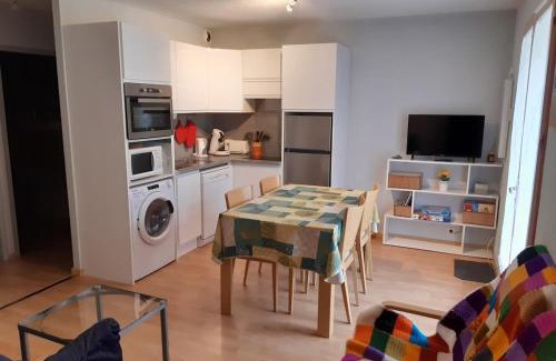 Saligos Apartment | T3 plain pied jardin privatif