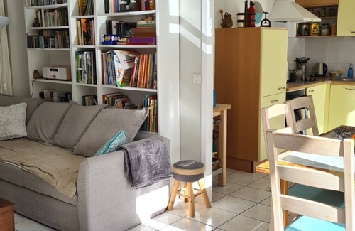 Saint-Servan Apartment | T3 quiet and bright, south terrace, secure private parking, shops 200m