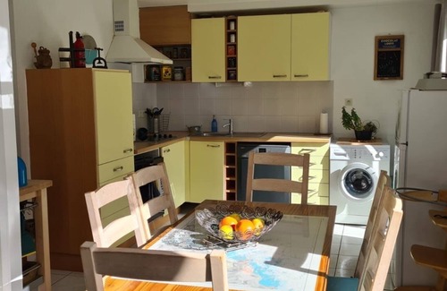 Saint-Servan Apartment | T3 quiet and bright, south terrace, secure private parking, shops 200m
