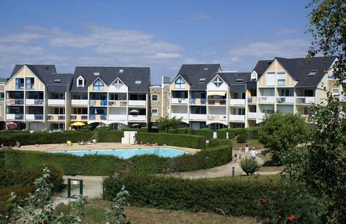 Arzon Apartment | T3 residence with swimming pool view Port Crouesty
