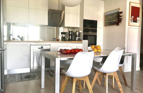 Biarritz Apartment | T3 Sea view with Parking