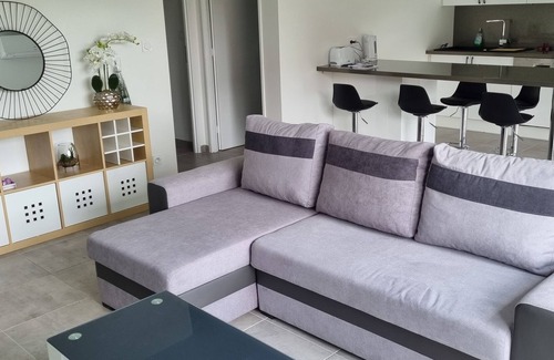 Sainte-Helene House | T4 house with garden 20 min from the beach