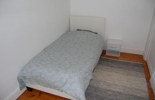 La Gare Apartment | T4 tout confort Proche de la Gare - Grellet B