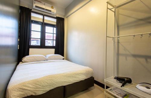 Khlong San Apartment | T5 2 Bedrooms/6guests/full kitchen/1 min to BTS