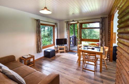 Fivelanes Ski Chalet | Ta Mill Cottages & Lodges - Brookview Lodge 3